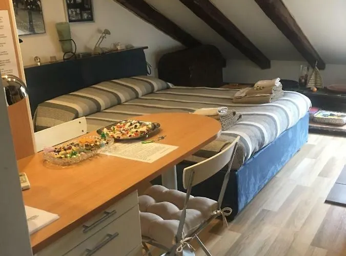 Mansarde Rive * Triëst